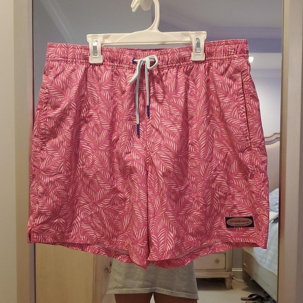 Vineyard Vines Pink Palms 7" Swim Trunks Quick-Dry Elastic Waist Size L